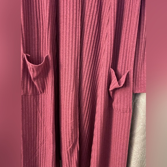 LuLaRoe Sarah cardigan Duster Pockets S Fuschia Ribbed - Picture 4 of 5